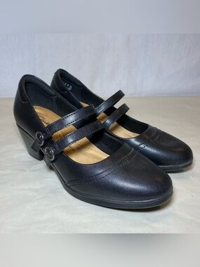 Clarks Collection Emily 2 Mary Jane Pumps Heels Black Leather Double Strap 8.5